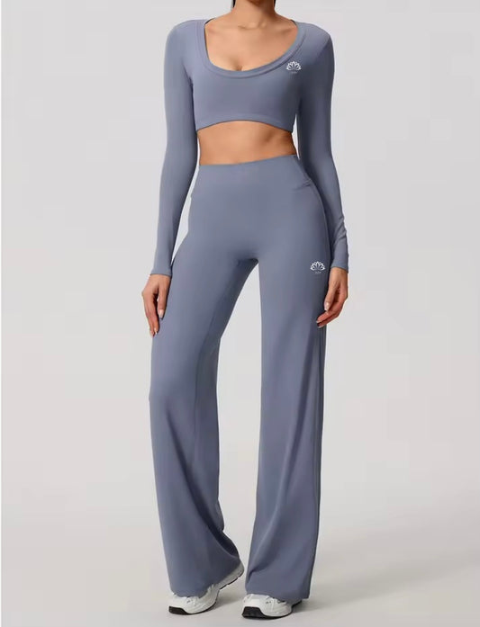 Protea Lang Sleeve Crop Top