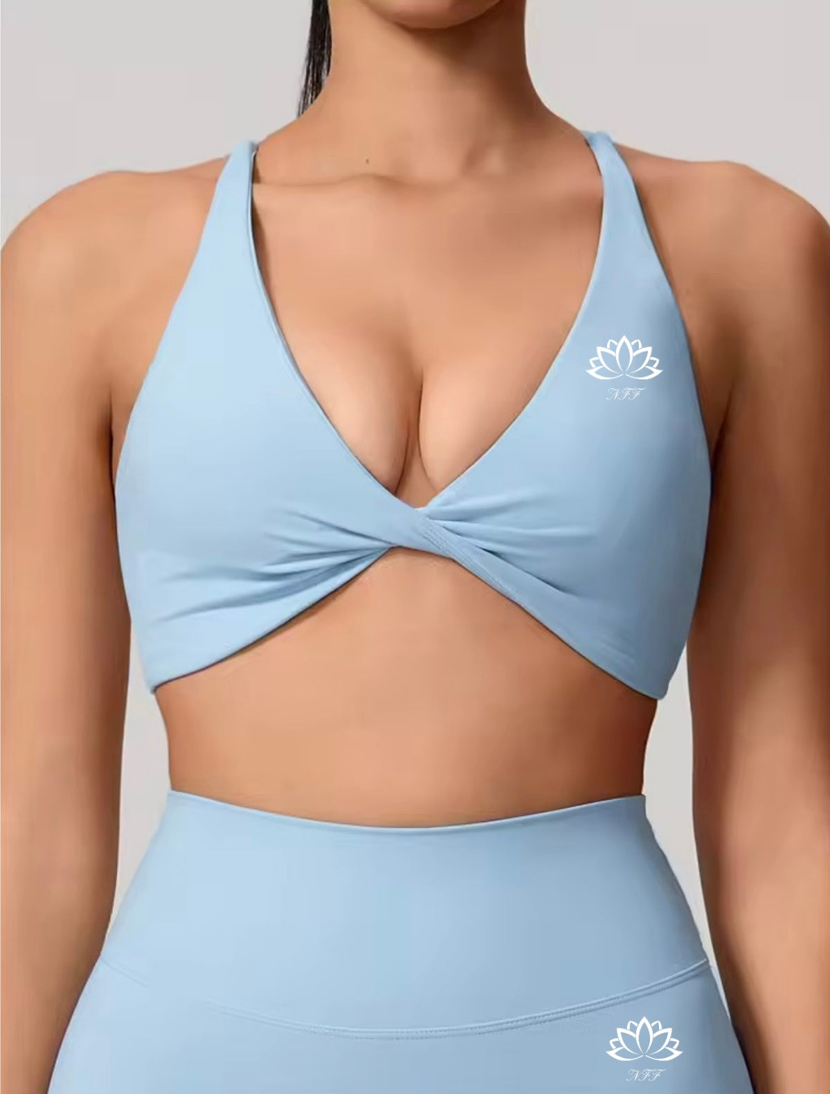 Avela Crop Top